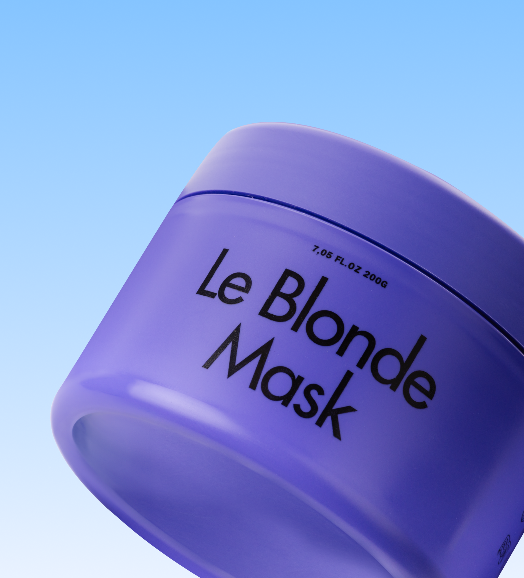 Le Blonde Mask